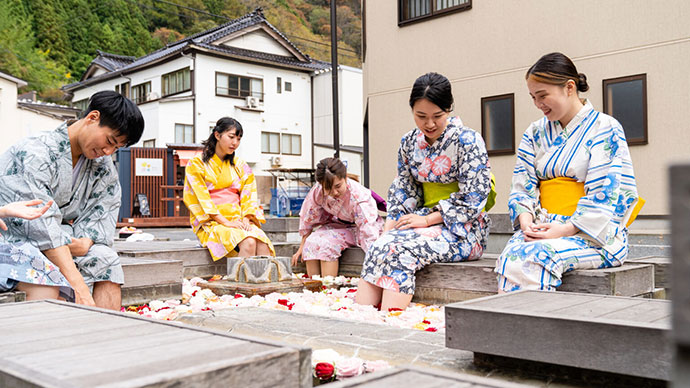 あつみ足湯